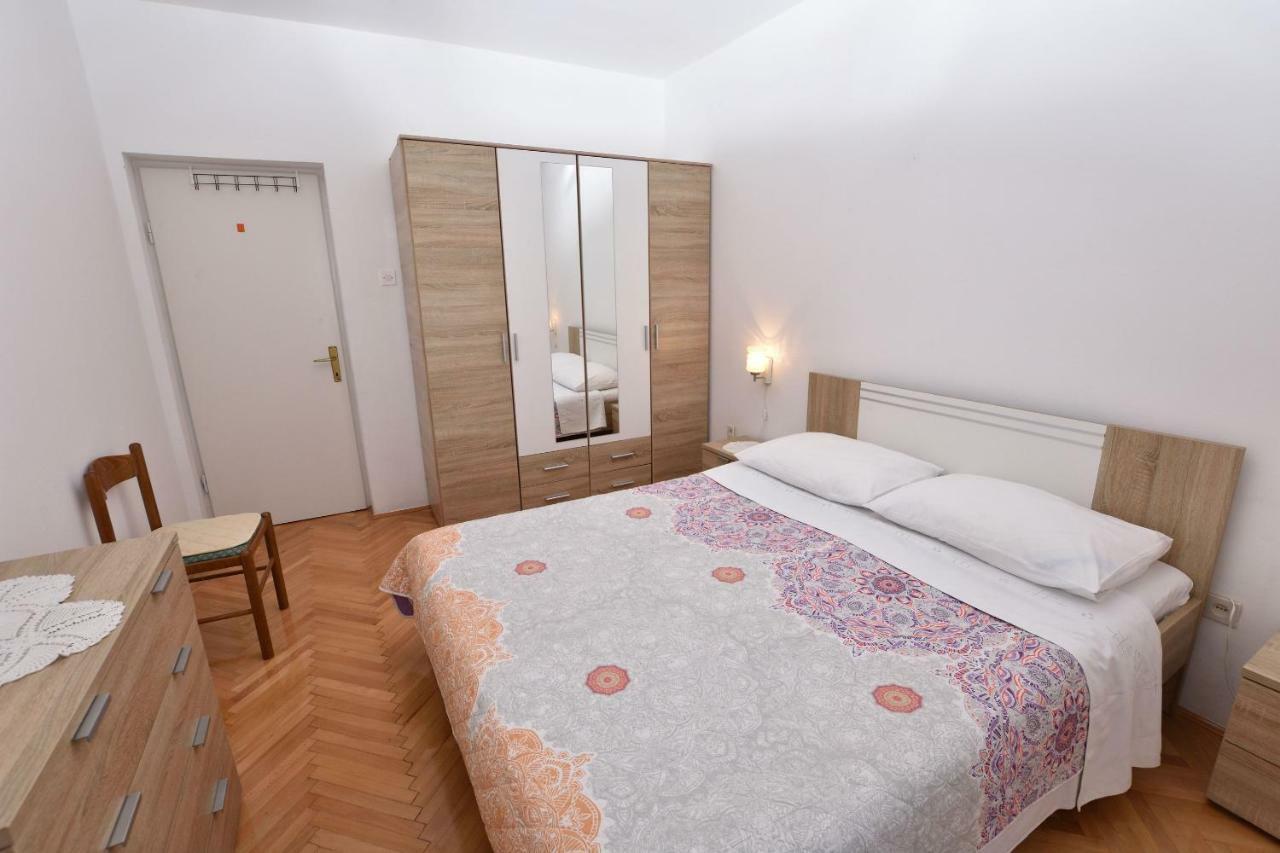 פרימוסטן Apartment Maria מראה חיצוני תמונה