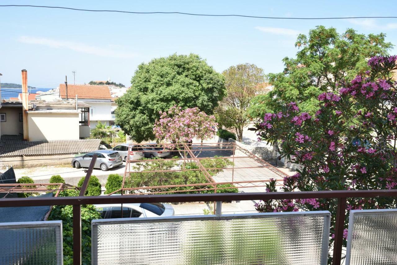 פרימוסטן Apartment Maria מראה חיצוני תמונה